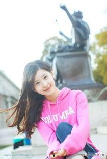 女朋友喜欢吃娱乐圈的瓜,她心中的甜蜜圈粉瞬间